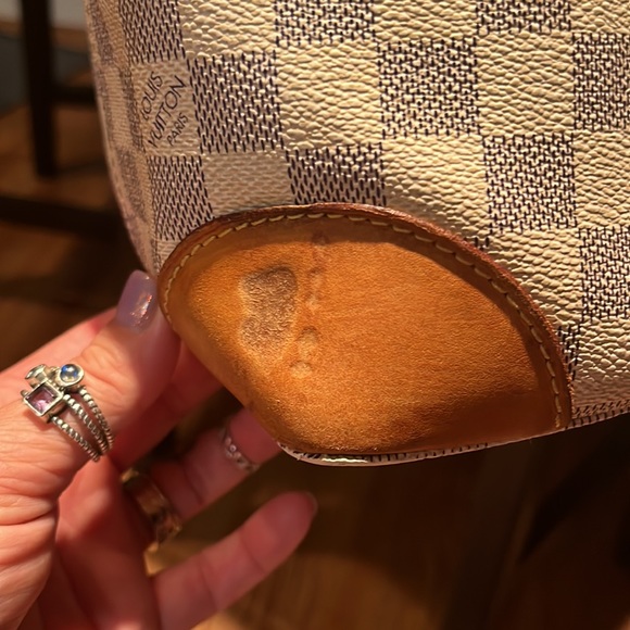 Louis Vuitton bag - Picture 8 of 16